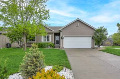 Main picture of 20811 Locust St