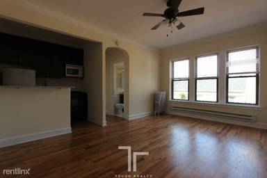 Main picture of 4614 N Paulina St