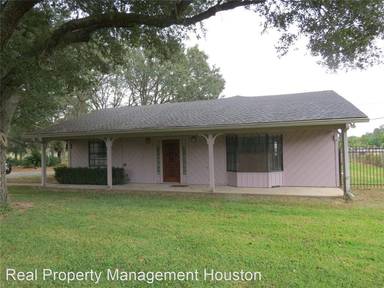 Main picture of 46729 Old Houston Hwy