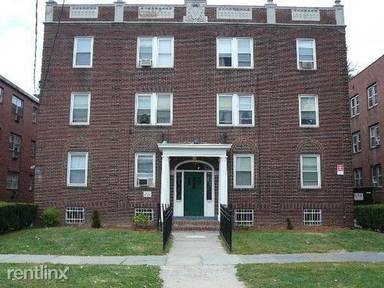 Main picture of 15 Evergreen Ave