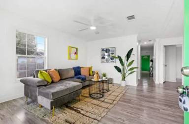 Main picture of 3953 10th Ave S
