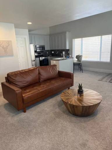 Main picture of 2126 I St