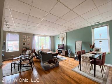 Main picture of 2117 W Ohio St