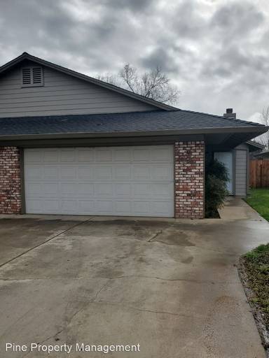 Main picture of 2823 Fern St