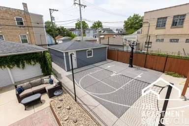 Main picture of 3703 W Belmont Ave