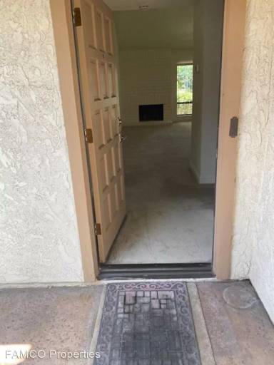 Main picture of 1404 E Foothill Blvd