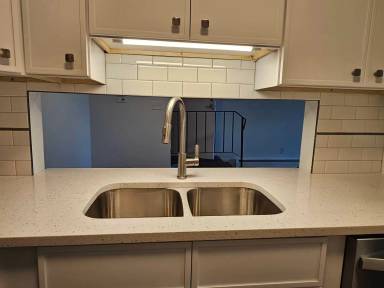 Main picture of 1049 S Main St