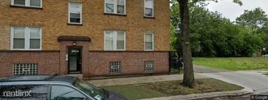 Main picture of 1463 E 68th St