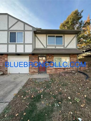 Main picture of 4020 Hedges Ave