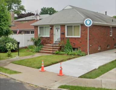 Main picture of 376 Crystal Ave