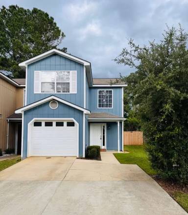 Main picture of 112 Commons Dr