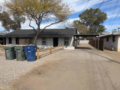 Main picture of 4127 E Lee St
