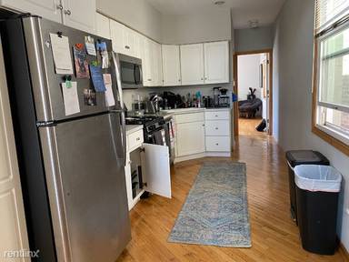 Main picture of 3936 N Ashland Ave