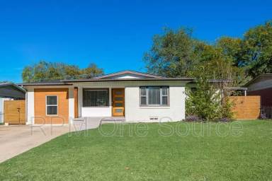 Main picture of 10510 Sandra Lynn Dr