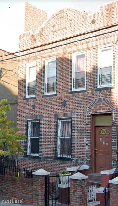 Main picture of 653 Watkins St