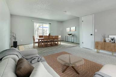 Main picture of 1227 Lakecrest Dr