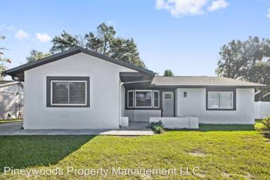 Main picture of 912 Chadsworth Ave