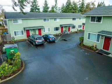 Main picture of 410 S Knott St