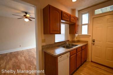 Main picture of 106 W 8th Ave