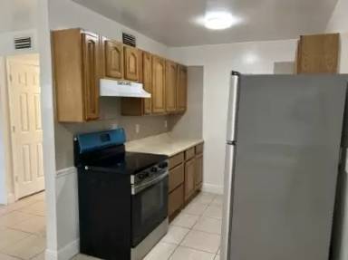 Main picture of 401 SW 13th Pl
