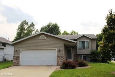Main picture of 1831 3rd Ave SW