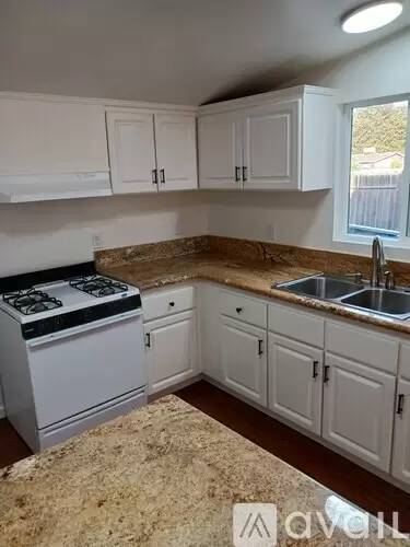 Main picture of 710 Decatur St