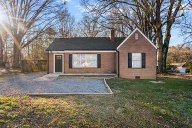 Main picture of 4008 S New Hope Rd