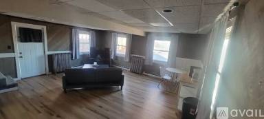 Main picture of 51 Lincoln St