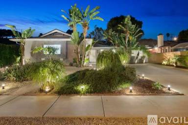 Main picture of 1648 El Prado Ave