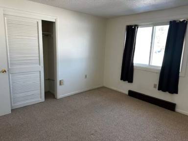 Main picture of Maple Knoll Apartments