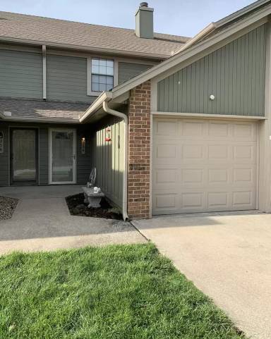 Main picture of 234 SW Pinetree Ln
