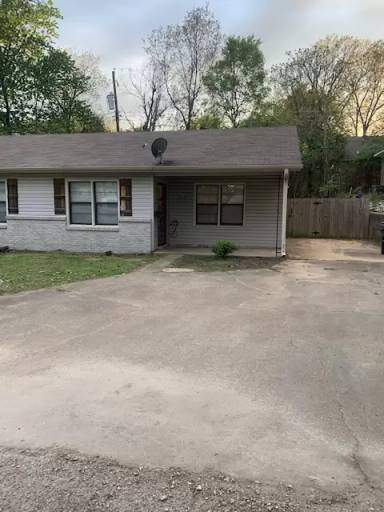 Main picture of 218 Pekin St