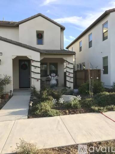 Main picture of 10592 San Leandro St