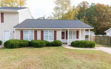 Main picture of 2721 Big Oak St