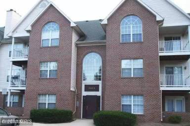 Main picture of 9700 Lake Pointe Ct