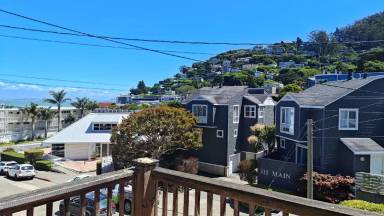 Main picture of 202 3rd St