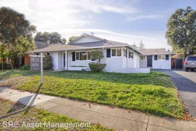 Main picture of 105 Verde Ct