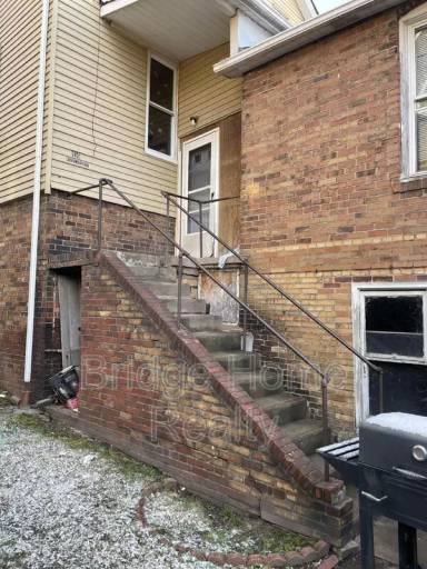 Main picture of 456 Woodlane Ave