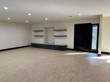 Main picture of 7508 S Toledo Ave