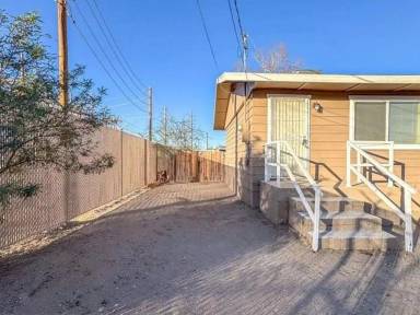 Main picture of 804 Vine St