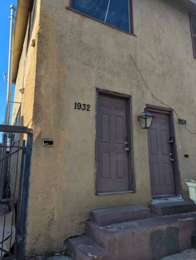 Main picture of 1932 Burdette St