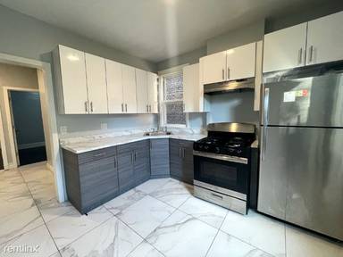Main picture of 210 Grant Ave