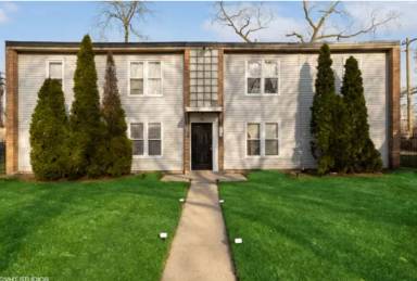 Main picture of 8635 S Ingleside Ave