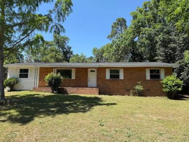 Main picture of 1004 Seymour Dr