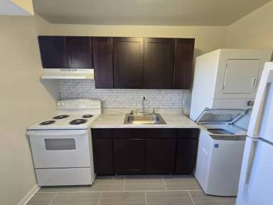 Main picture of 5200 Collindale Rd