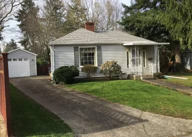 Main picture of 4339 NE 114th Ave