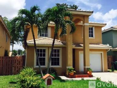 Main picture of 16111 SW 104th Ter