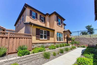 Main picture of 134 Barnhill Dr