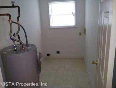 Main picture of 181 4th Ave