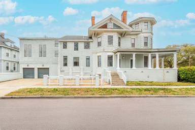 Main picture of 3401 Granby St